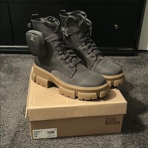 Steve Madden Women’s Thora Grey Combat Boots